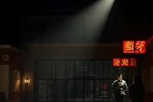玻璃温室里的藤蔓与长椅，电影《玻璃温室》剧照